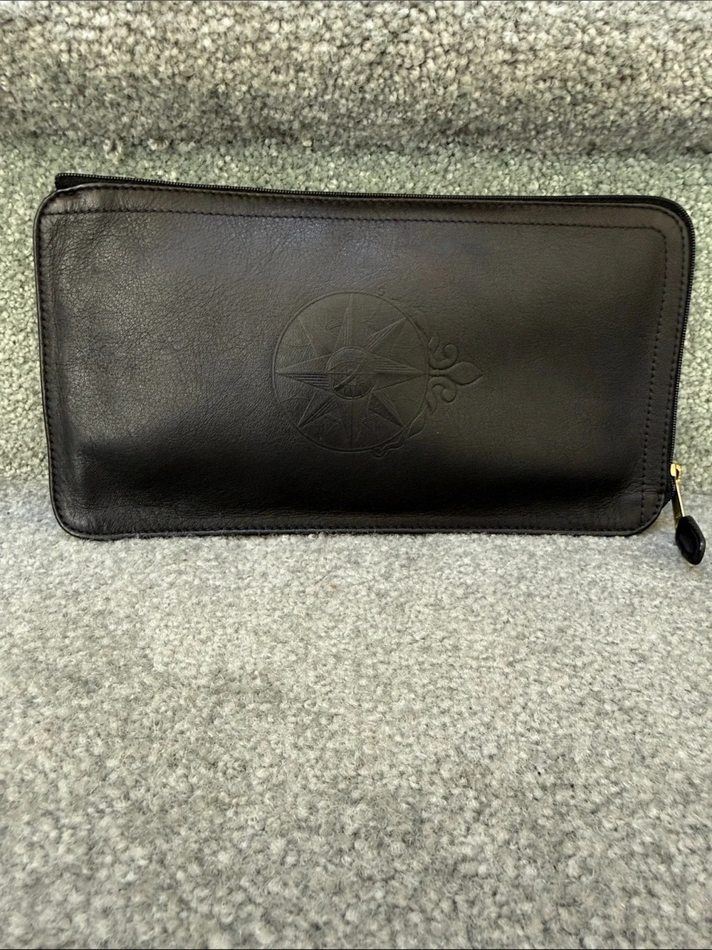 New Levenger Black Leather Zip Case